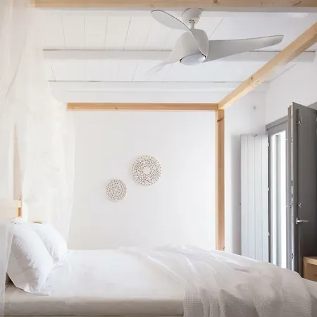 Tinosvillages Guest house *